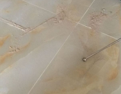 博爱瓷砖空鼓维修公司分享粘合剂选择不当在瓷砖铺贴过程中可能导致以下问题