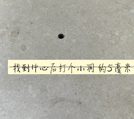博爱瓷砖空鼓维修公司专业解答在瓷砖铺贴过程中，如果砂料搅拌不均匀，将会带来以下问题